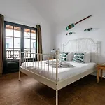 Casa Lili - Shared Pool - Close To Seafront Promenade - Sea Views From Upper Terrace Hébergement de vacances Punta Mujeres